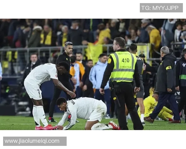 国际杯精彩对决皇马与曼联谁能夺冠引发球迷热议