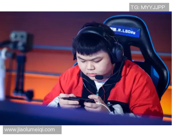 阿尔拉扬与伊蒂哈德的巅峰对决谁能笑到最后