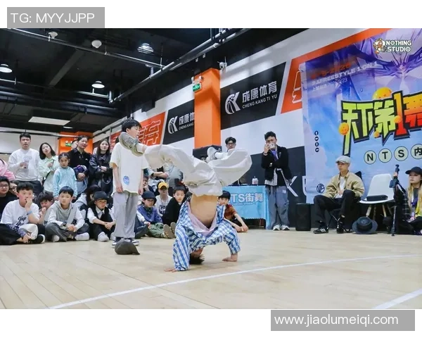 南京街舞队引领潮流最新街舞节奏TOP10精彩呈现