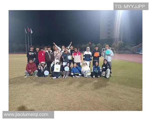 深圳飞盘队与北京飞盘队赛后复盘分析个人能力与团队配合的关键因素